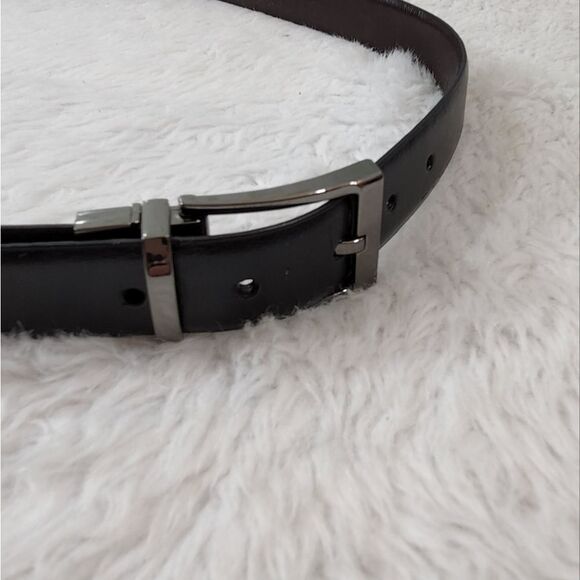 Reversible 38 Inch Belt - Picture 3 of 9